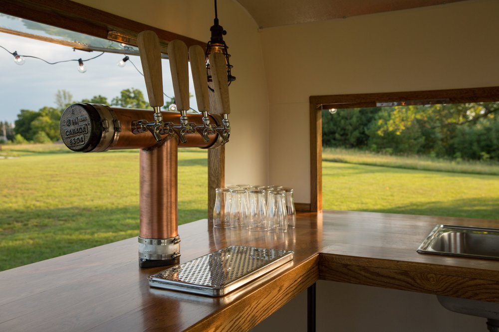 THE TRAVELLING TOW BAR Updated July 2024 11 Photos Loretto, Ontario Bartenders Phone