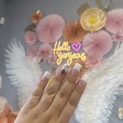 Daisy Blush Studio