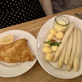 Münchner Stubn - Asparagus special - Bavarian Near Me - Munich, BY