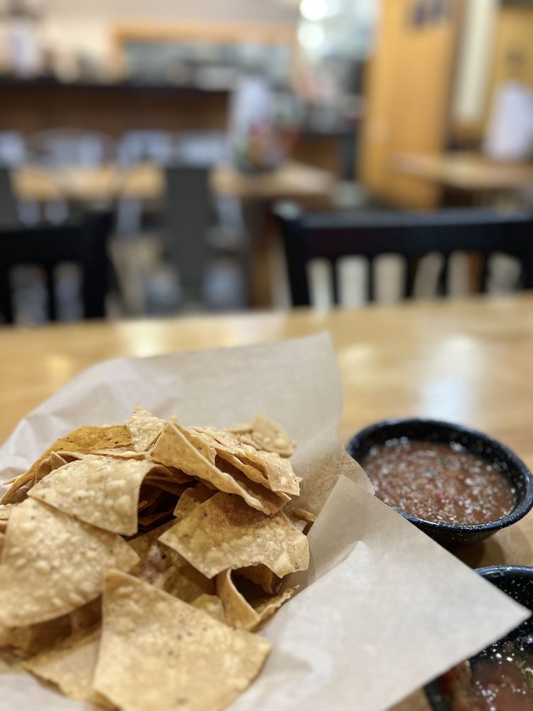 FOUR TUNAS FISH & BAR ESCONDIDO Updated July 2024 576 Photos