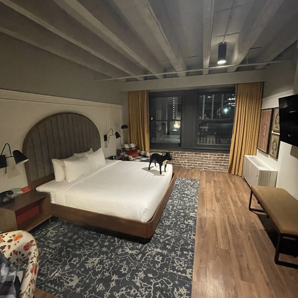 King bed, boutique-style room. Large TV and desk space. King bed, boutique-style room. Large TV and desk space.