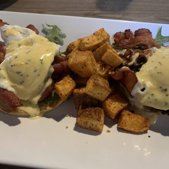 Kaffe Haus - Bacon Benedict, sauce have a unique twist - Breakfast & Brunch Near Me - San Juan, Puerto Rico