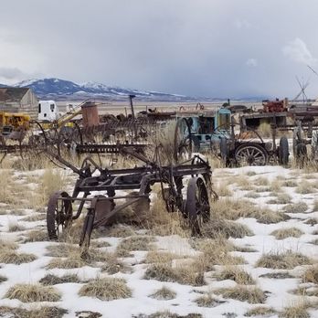 Willow Creek Trading Post - Exterior - Used, Vintage & Consignment Near Me