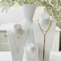 La Bella Maison - Beautiful Necklaces