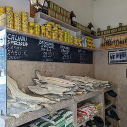 Manteigaria Silva - Salted Cod right next door