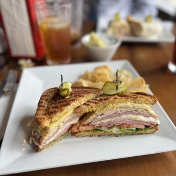 Napoleons Cafe - Cafes Near Me - Oneida, New York Napoleons Cafe - Cafes Near Me - Oneida, New York