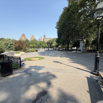 Washington Square Park - Parks Near Me - New York, New York Washington Square Park - Parks Near Me - New York, New York