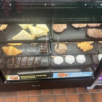 QuikTrip - Pastries - Convenience Stores Near Me - Lansing, Illinois