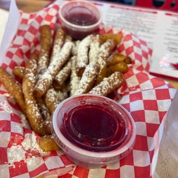 Gourmeltz - Funnel Cake Fries - Sandwiches Near Me - Fredericksburg, Virginia Gourmeltz - Funnel Cake Fries - Sandwiches Near Me - Fredericksburg, Virginia