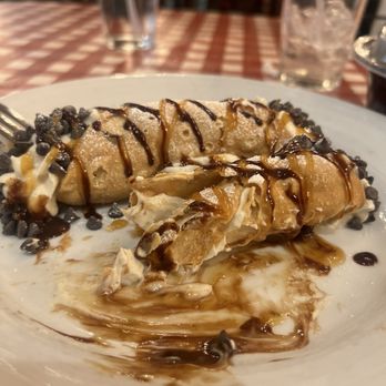 Frugatti's - Cannoli - Italian Near Me - Bakersfield, California