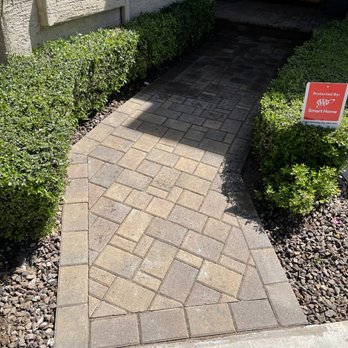 3 Brothers Pavers - Walkway after - Landscaping Near Me 3 Brothers Pavers - Walkway after - Landscaping Near Me
