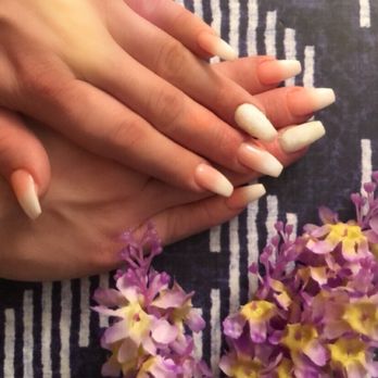 Artisan Nail Studio & Spa - Ombré nails with sparkle nail - Nail Salons Near Me - Boca Raton, Florida Artisan Nail Studio & Spa - Ombré nails with sparkle nail - Nail Salons Near Me - Boca Raton, Florida