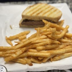 Nonna Rosa Pizzeria - Patty Melt