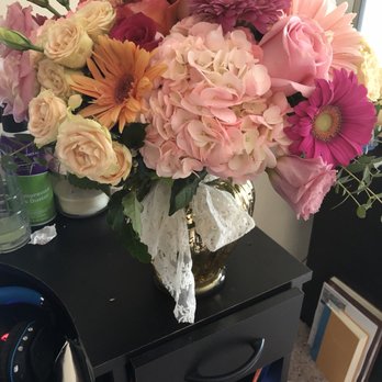 Twinbrook Floral Design - Florists Near Me - Chantilly, Virginia Twinbrook Floral Design - Florists Near Me - Chantilly, Virginia