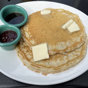 Farmers Kitchen + Bar - MN 8-Grain Griddlecakes - New American Near Me - Minneapolis, Minnesota