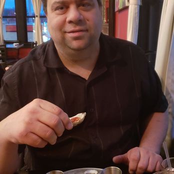 Maxie's - Excellent raw oysters. - Southern Near Me - Milwaukee, Wisconsin Maxie's - Excellent raw oysters. - Southern Near Me - Milwaukee, Wisconsin