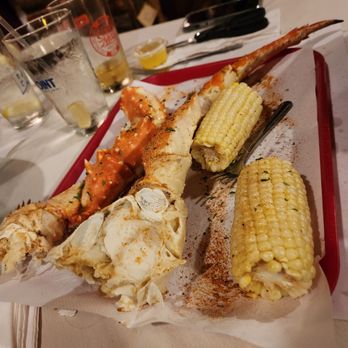 Cap'n Cat Clam Bar - Colossal crab legs and corn - Seafood Near Me - Franklinville, New Jersey Cap'n Cat Clam Bar - Colossal crab legs and corn - Seafood Near Me - Franklinville, New Jersey