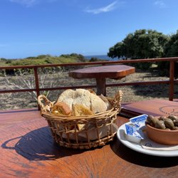 Restaurante Ponta da Ilha - Outdoor dining area