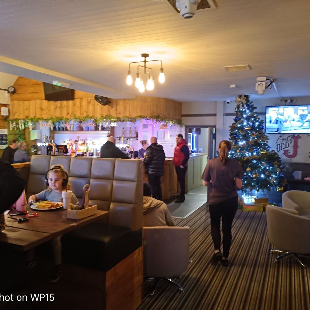 Abbots Way - Pubs Near Me - Plymouth, PLY Abbots Way - Pubs Near Me - Plymouth, PLY