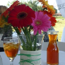 Looking for a wedding or event florist? We can help! Call us today to set up an appointment!