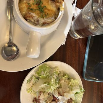 Elephant & Castle - French (ale) onion soup and Side Caesar Salad - British Near Me - Washington, DC, District of Columbia Elephant & Castle - French (ale) onion soup and Side Caesar Salad - British Near Me - Washington, DC, District of Columbia