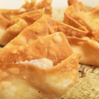 Tataki Sushi - Cheese Wonton's are crispy and loaded with cream cheese - Sushi Bars Near Me - Clinton, Utah Tataki Sushi - Cheese Wonton's are crispy and loaded with cream cheese - Sushi Bars Near Me - Clinton, Utah