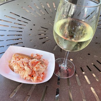 Lobster Dogs - Lobster Roll - Food Trucks Near Me - Greensboro, North Carolina Lobster Dogs - Lobster Roll - Food Trucks Near Me - Greensboro, North Carolina