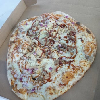 Roamin' Pizza Chariot - pizza in a box - Food Trucks Near Me Roamin' Pizza Chariot - pizza in a box - Food Trucks Near Me