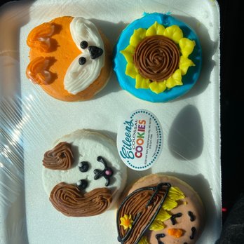 Eileen's Colossal Cookies - Bakeries Near Me - Kansas City, Missouri Eileen's Colossal Cookies - Bakeries Near Me - Kansas City, Missouri