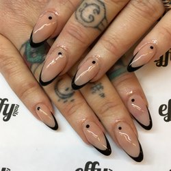 Effy Nails