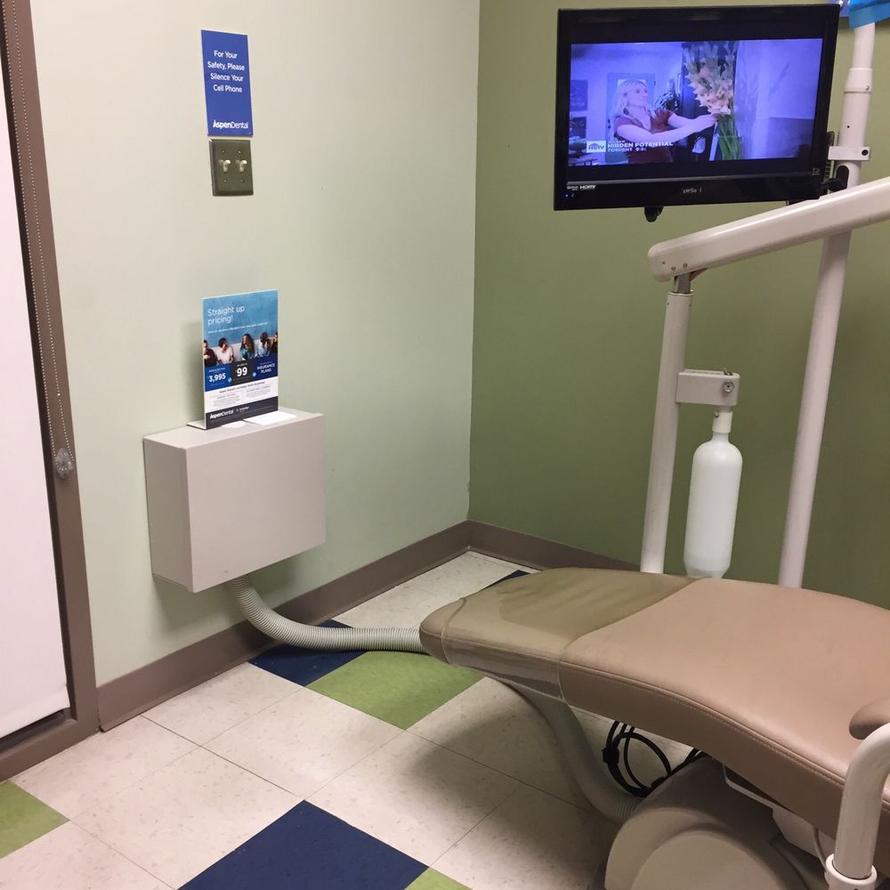Aspen Dental - Odessa, TX - Back room. Where they put me for my 5 minute follow up appointment. I've been here for one hour and 10 minutes - General Dentistry Near Me - Odessa, Texas Aspen Dental - Odessa, TX - Back room. Where they put me for my 5 minute follow up appointment. I've been here for one hour and 10 minutes - General Dentistry Near Me - Odessa, Texas