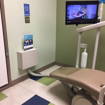 Aspen Dental - Odessa, TX - Back room. Where they put me for my 5 minute follow up appointment. I've been here for one hour and 10 minutes - General Dentistry Near Me - Odessa, Texas Aspen Dental - Odessa, TX - Back room. Where they put me for my 5 minute follow up appointment. I've been here for one hour and 10 minutes - General Dentistry Near Me - Odessa, Texas