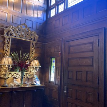 Ivy Lodge Bed and Breakfast - Hotels Near Me - Newport, Rhode Island