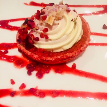 Le Capitaine Fracasse - Restaurants Near Me - Paris, 75