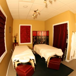 The Healing Touch Wellness Spa - Couples Room