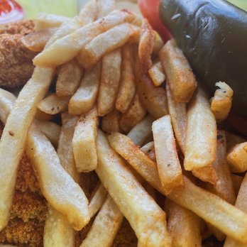 Fluffys Chicken - Large Fries - Fish & Chips Near Me - Cedar Hill, Texas Fluffys Chicken - Large Fries - Fish & Chips Near Me - Cedar Hill, Texas