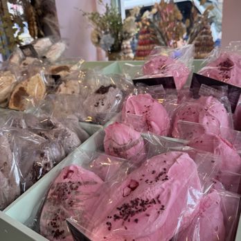 Maison Bonbon - Meringue (?) - Macarons Near Me - Bruges, VWV