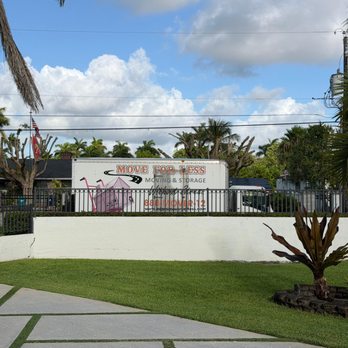 Miami Movers For Less - Movers Near Me - Miami, Florida Miami Movers For Less - Movers Near Me - Miami, Florida