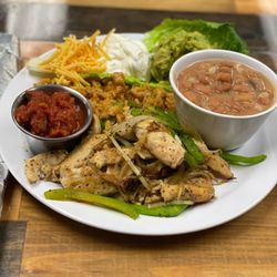 The Armadillo Cafe - Chicken fajitas