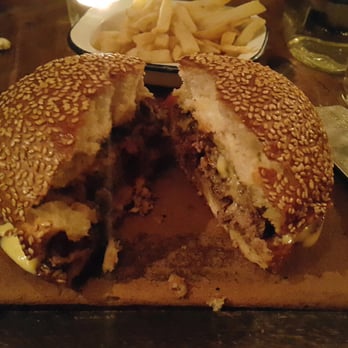 Flat Iron - Excellent Waguy burger - Steakhouses Near Me - London, XGL Flat Iron - Excellent Waguy burger - Steakhouses Near Me - London, XGL