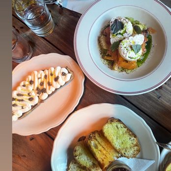 The Red Hen - Burrata, Ricotta toast, duck toast - Italian Near Me - Washington, DC, District of Columbia The Red Hen - Burrata, Ricotta toast, duck toast - Italian Near Me - Washington, DC, District of Columbia