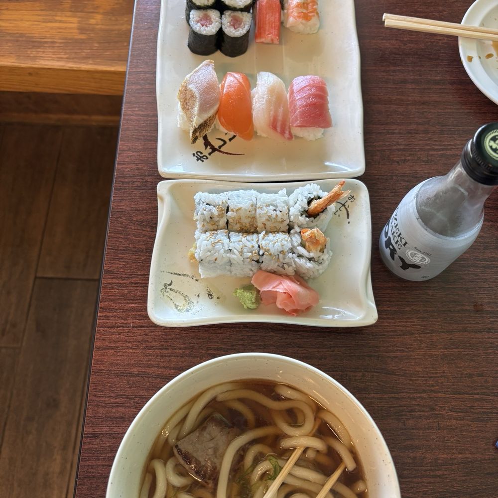 Sakura Sushi & Kitchen - Sushi Bars Near Me - Williston, Vermont Sakura Sushi & Kitchen - Sushi Bars Near Me - Williston, Vermont