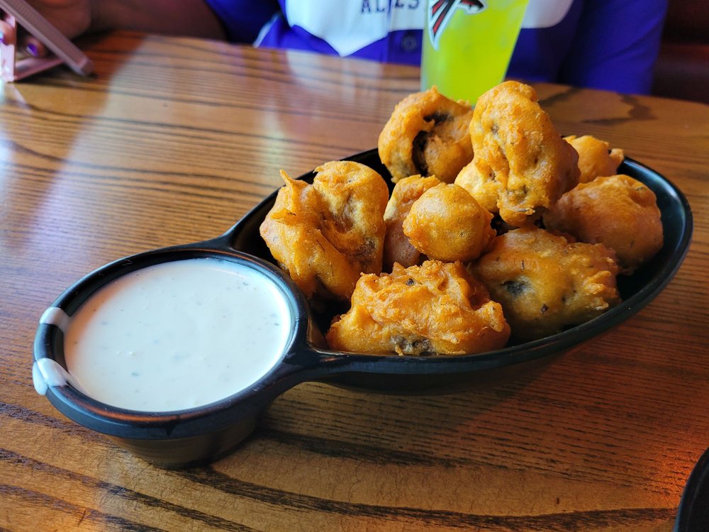 WILD WING CAFE 74 Photos & 81 Reviews 5080 Riverside Dr, Macon, GA