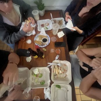 Manny's Kitchen - Mexican Near Me - Captain Cook, Hawaii
