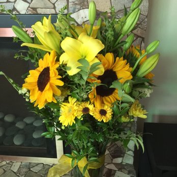 John's Flowers - Florists Near Me - Sacramento, California
