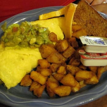 Oscar's Cafe - omelet with chiles and guac - Mexican Near Me - Springdale, Utah Oscar's Cafe - omelet with chiles and guac - Mexican Near Me - Springdale, Utah