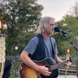 The Fertile Market - Live music