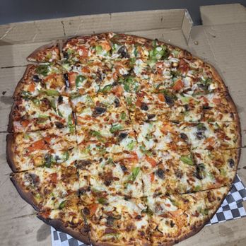 Slice N Sub - Thin crust spicy veggie pizza - Pizza Near Me - Riverside, California