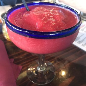 Kahlo’s Cantina - Blended Raspberry margarita - Mexican Near Me - Edmonds, Washington