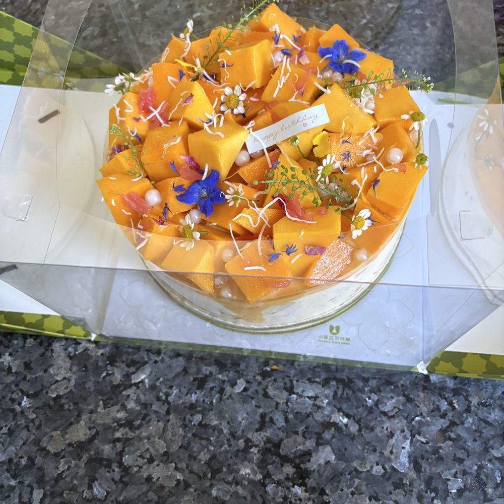 Freesia Cake - Mango saga - Custom Cakes Near Me - Alhambra, California Freesia Cake - Mango saga - Custom Cakes Near Me - Alhambra, California